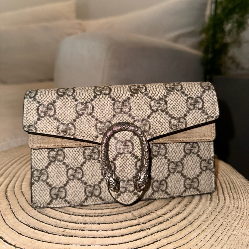 Gucci Dionysus Super Mini Bag